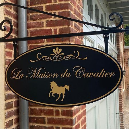 La Maison Du Cavalier, Chateau De Lavenue Pierrefitte-en-Auge Exterior foto