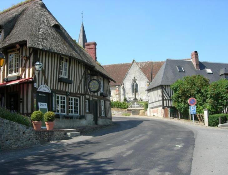 La Maison Du Cavalier, Chateau De Lavenue Pierrefitte-en-Auge Exterior foto